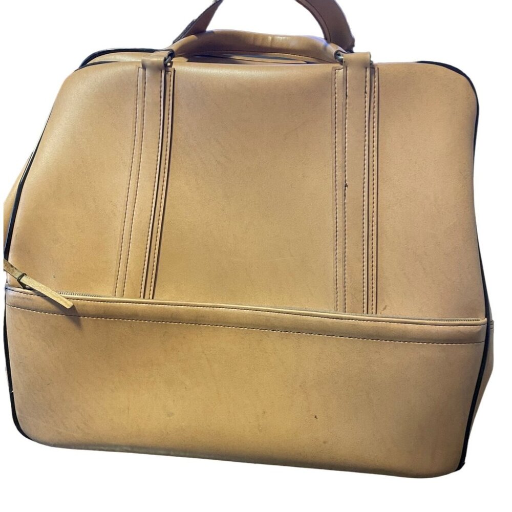 Vintage Tan Faux Leather Retro Weekend Travel Bag With Brass Lock Zipper Closure